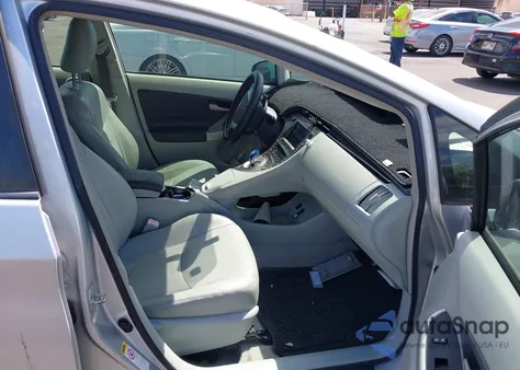 2010 Toyota Prius Iv z USA, uszkodzony, nr VIN JTDKN3DU9A5002598